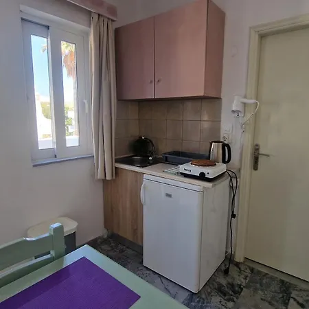 Apartment Kaloxenia *