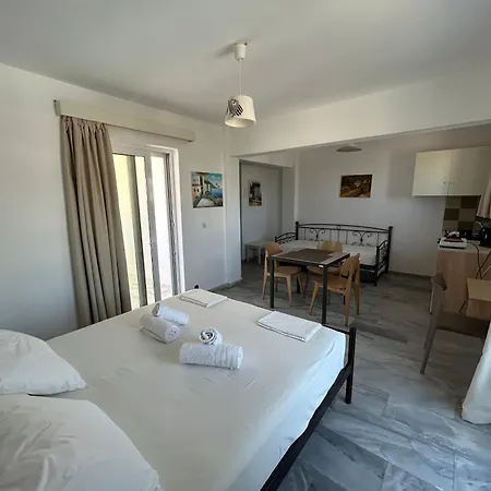 Apartment Kaloxenia *